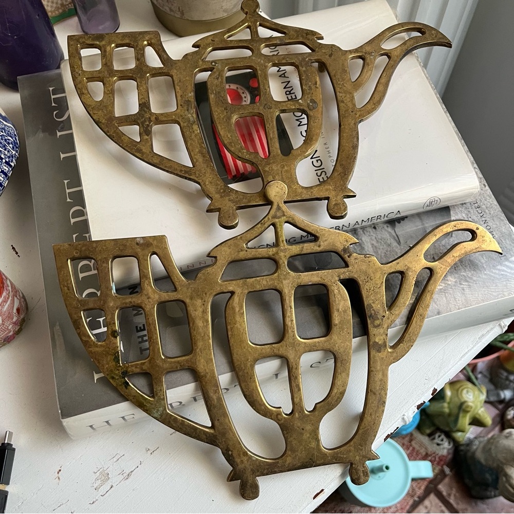 vintage pagoda shape teapot brass trivets set of 2